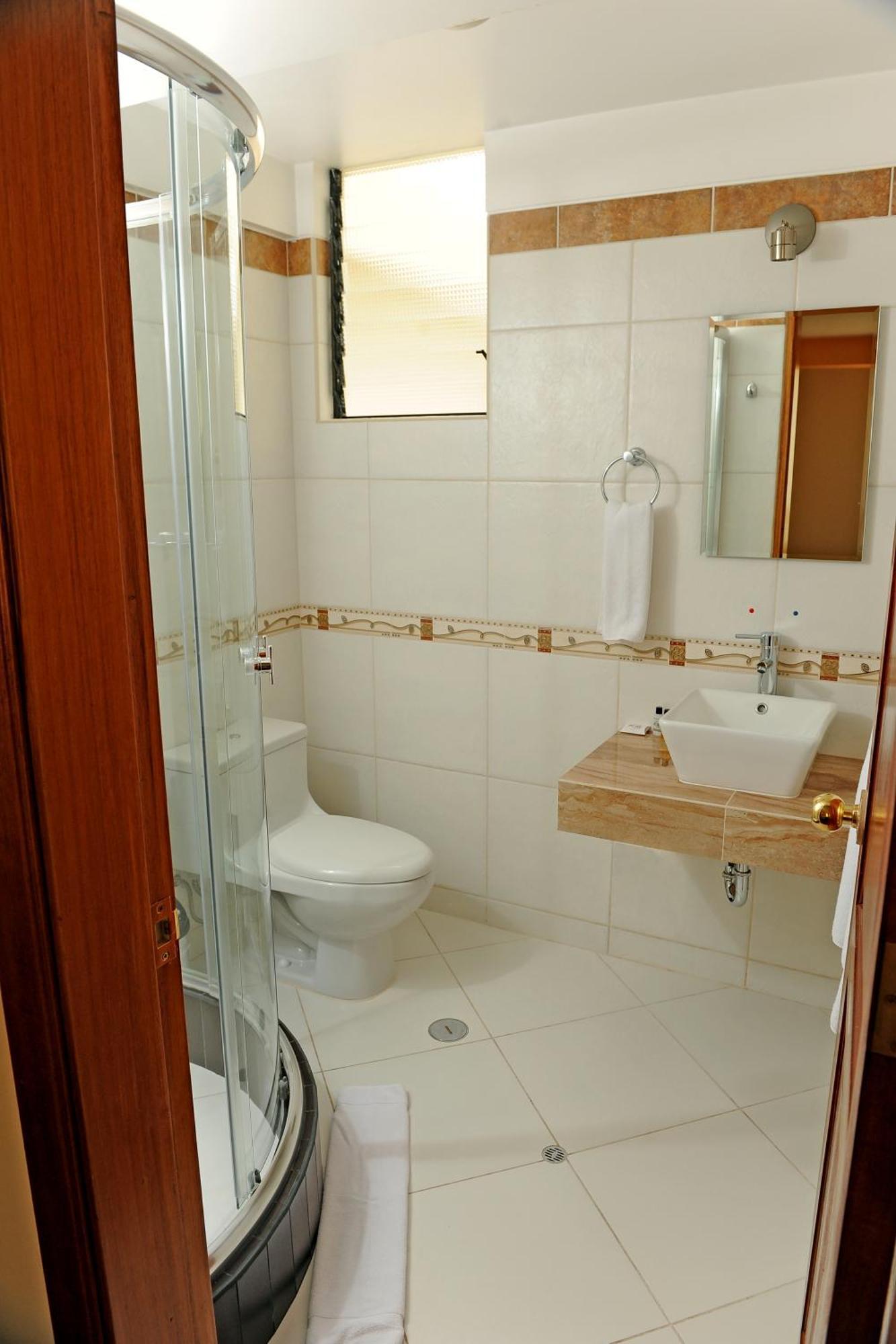 Cavana Hotel 3*